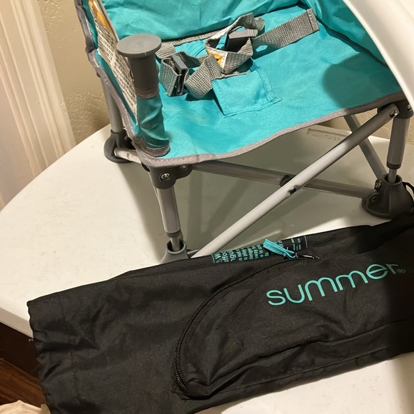 EUC Booster Chair Summer by Ingenuity Removable Tray Collapses Storage Bag - Picture 7 of 8